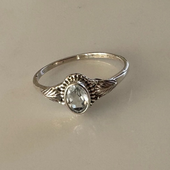 NWOT Sundance Seaview Garden Ring, Sky Blue Topaz, Sterling Silver - Picture 4 of 8